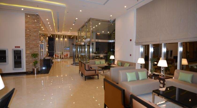 V Hotel Fudzsejra Beltér fotó